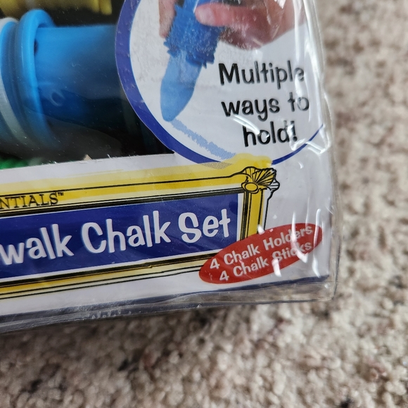 Melissa and Doug sidewalk chalk set, brand new - Picture 3 of 9